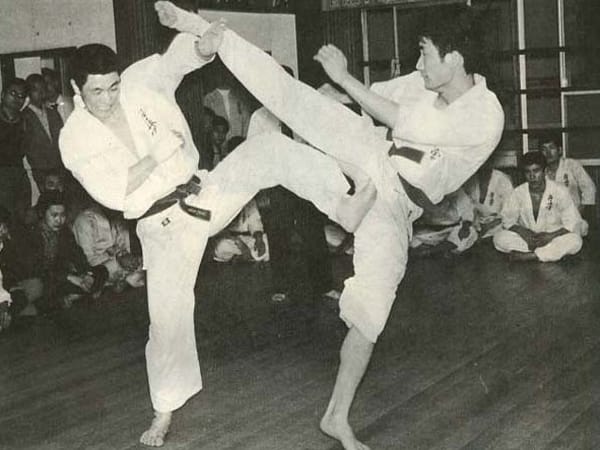 WhatsApp-Image-2023-12-29-at-13.12.20-1 hyakunin-kumite-100-man-kumite