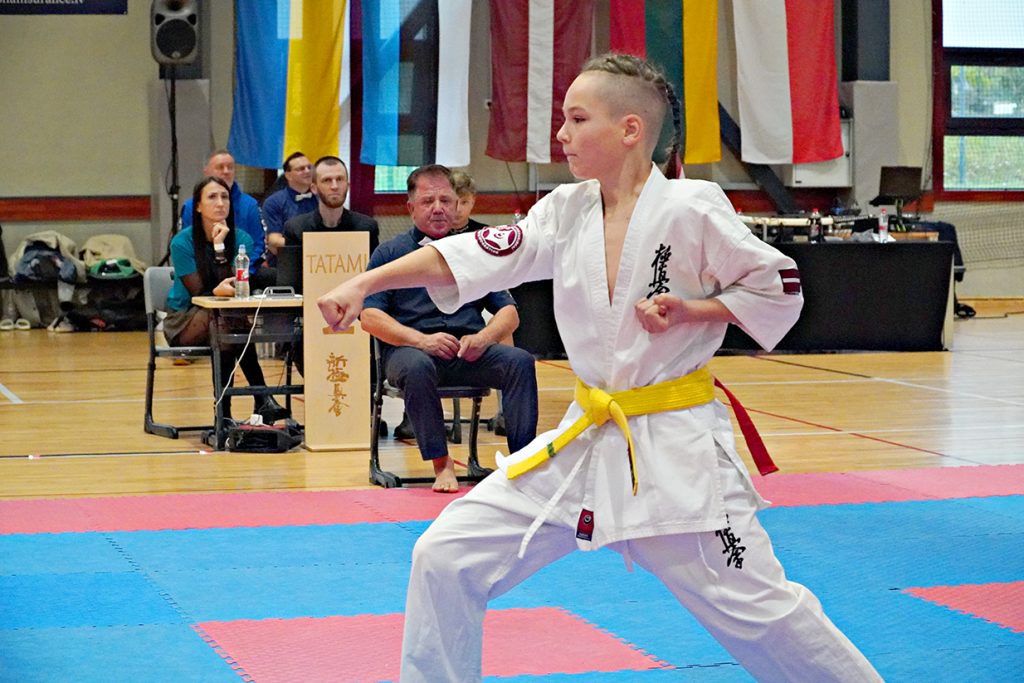 LKKF aizvadīja 22. Latvijas atklāto Kjokušinkai karatē čempionātu 4